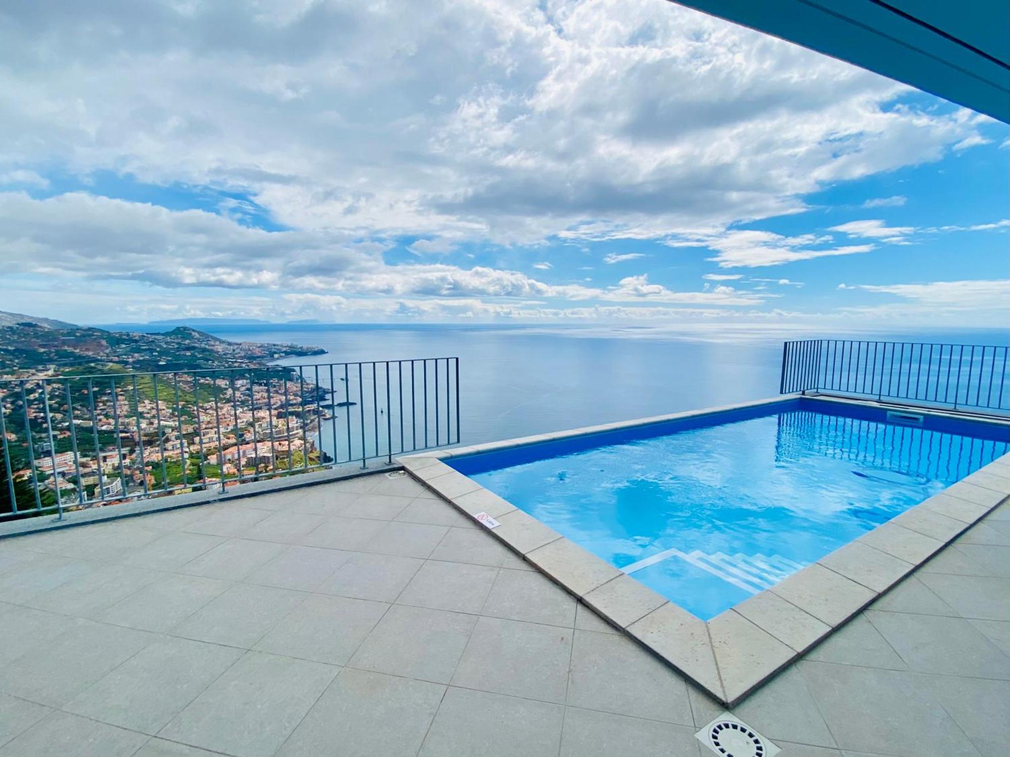 Peak A Boo Private Heated Pool And Private Parking Villa Camara de Lobos Ngoại thất bức ảnh
